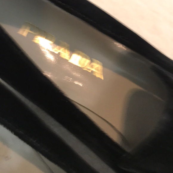 NWOT PRADA VELVET LOAFERS - Picture 2 of 7